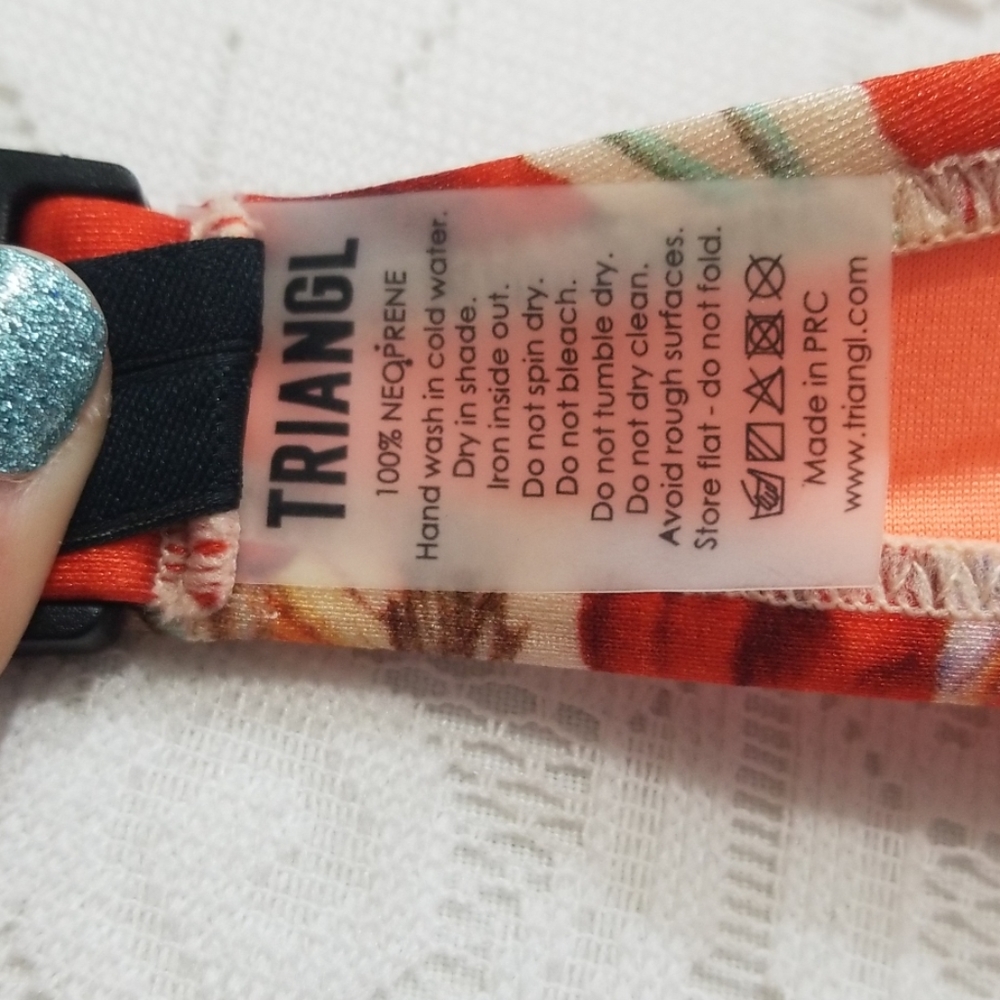 24T Triangl strapless cream floral top, various - Picture 6 of 7
